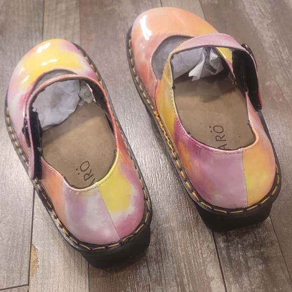 NWB! Ingaro Slip Resistant Tye Dye Mary Jane Nursing Shoes 7.5 - Picture 5 of 7